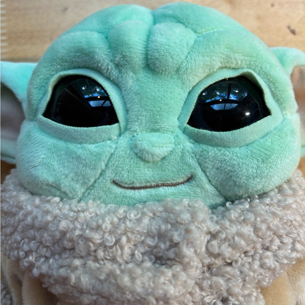 Star Wars “The Child” Grogu Plush - Picture 10 of 11